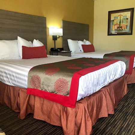 מלון Ramada By Wyndham לבנון מראה חיצוני תמונה