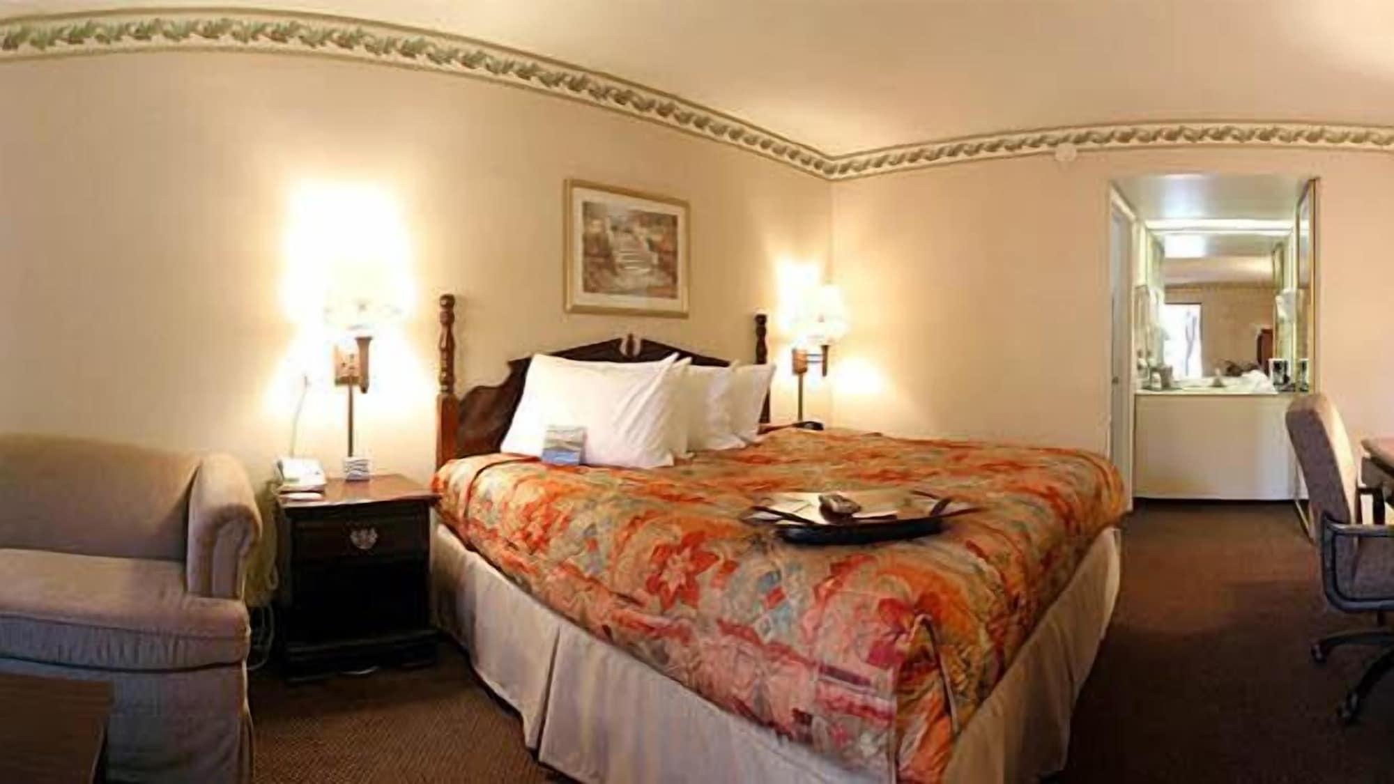 מלון Ramada By Wyndham לבנון מראה חיצוני תמונה