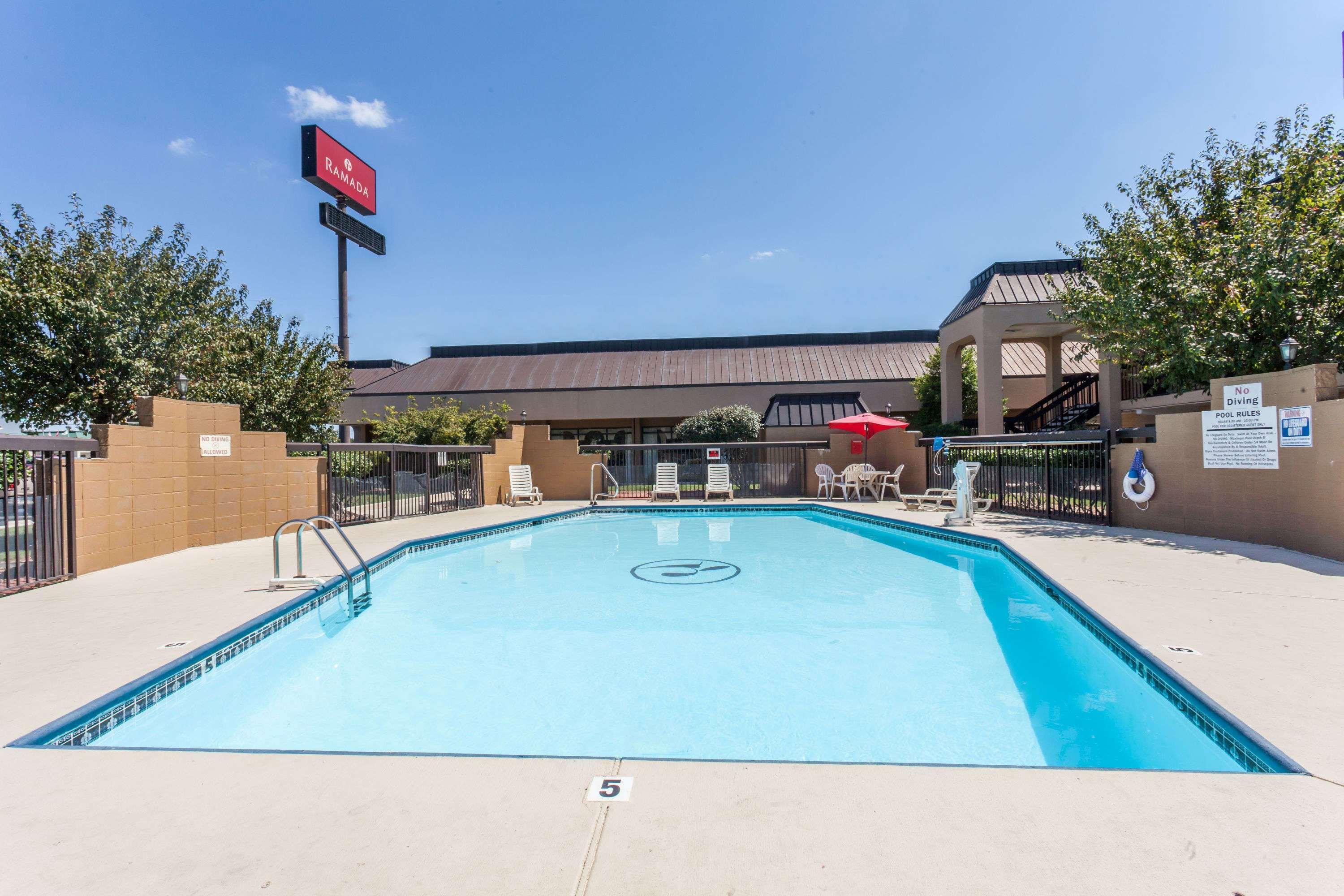 מלון Ramada By Wyndham לבנון מראה חיצוני תמונה